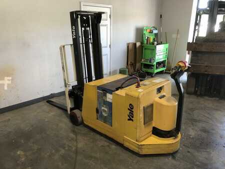 Electric Pallet Jacks 2014  Yale MCW030LE (3)