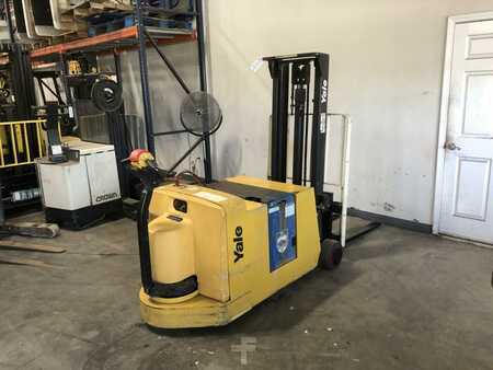 Electric Pallet Jacks 2014  Yale MCW030LE (4)