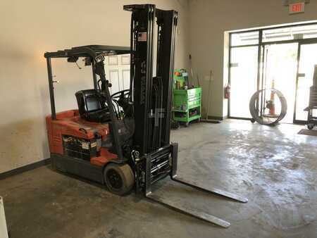 3 Wheels Electric 2007  Toyota 7FBEU20 (1)