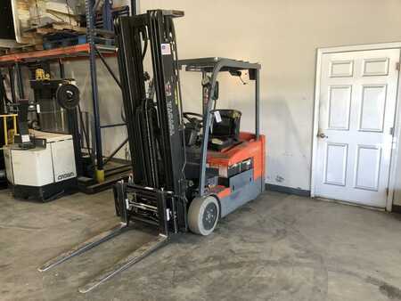 3 Wheels Electric 2007  Toyota 7FBEU20 (2)
