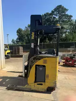 Reach Trucks 2012  Yale NR035DA (2)