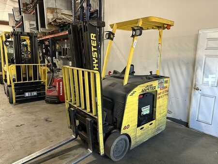 Stackers stand-on 2013  Hyster E40HSD2 (2)
