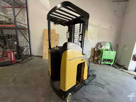 Reach Trucks 2007  Yale NR040DA (4)