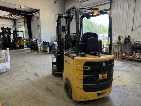 Carretilla pasillo estrecho 2008  Bendi B30AC (4)