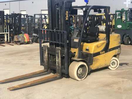 Propane Forklifts 2012  Yale GLC120VX (1)