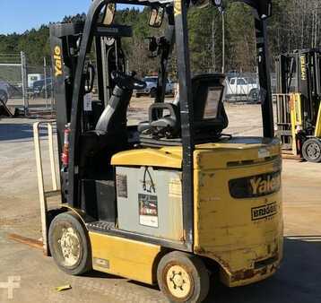 4 Wheels 2018  Yale ERC050VG (2)