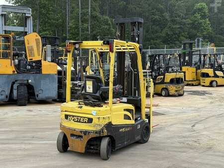 Montacargas Eléctrico (4 ruedas) 2021  Hyster J40XN (4)
