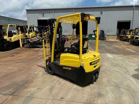 Montacargas Eléctrico (3 ruedas) 2020  Hyster J40XNT (3)