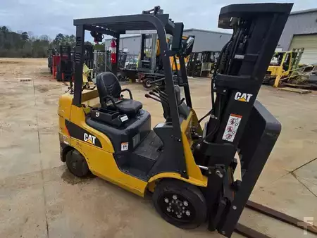 Montacargas GLP 2013  CAT Lift Trucks 2C5000 (3)