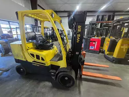 Propane Forklifts 2017  Hyster S120FTS (1)