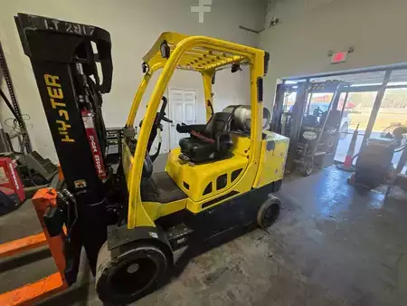 Propane Forklifts 2017  Hyster S120FTS (2)