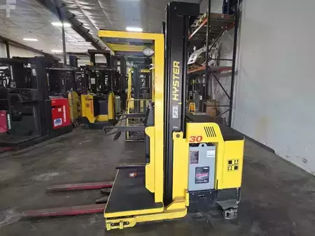 Apilador eléctrico 2017  Hyster R30XM3 (1)