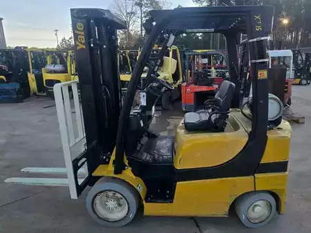 Propane Forklifts 2013  Yale GLC050LX (1)