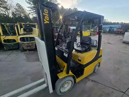 Propane Forklifts 2013  Yale GLC050LX (3)