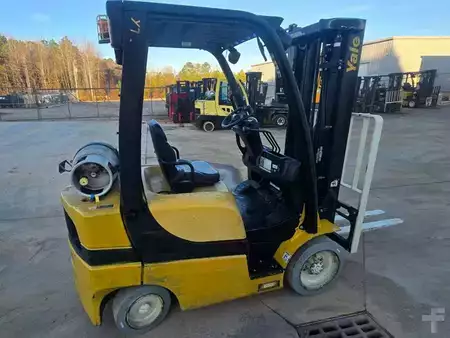 Propane Forklifts 2013  Yale GLC050LX (6)