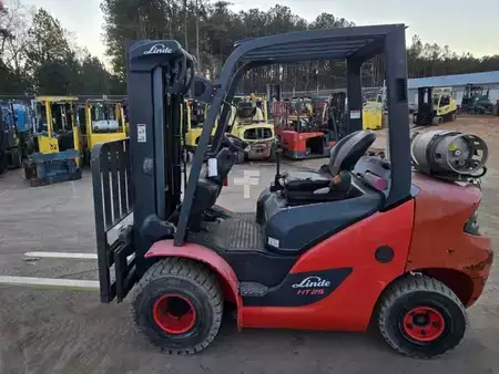 Propane Forklifts 2018  Linde HT25T (1)