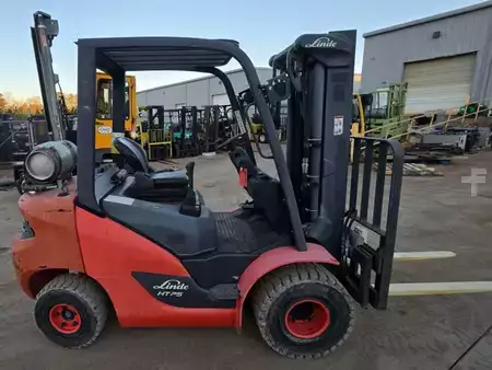 Propane Forklifts 2018  Linde HT25T (2)