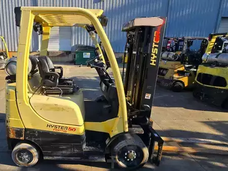 Propane Forklifts 2018  Hyster S50FT (2)