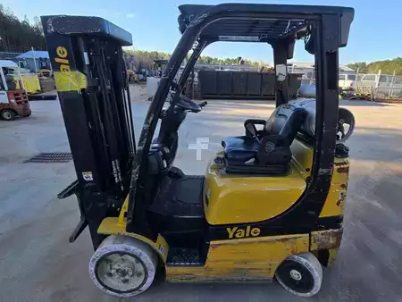 Propane Forklifts 2016  Yale GLC050VX (1)
