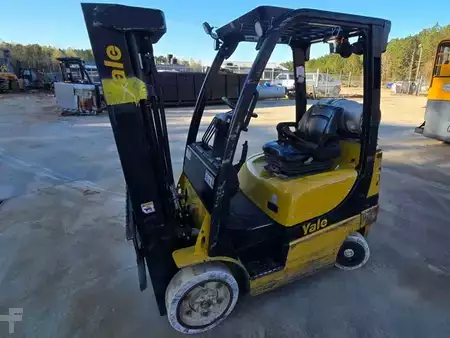 Propane Forklifts 2016  Yale GLC050VX (3)