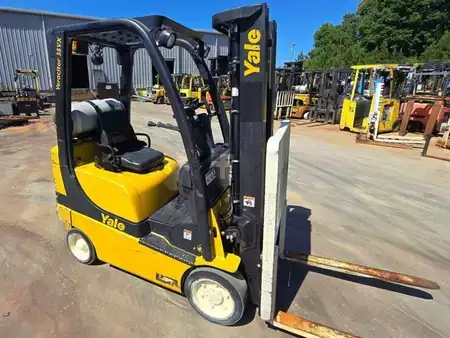 Propane Forklifts 2019  Yale GLC035VX (3)