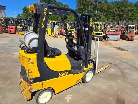 Propane Forklifts 2019  Yale GLC035VX (5)