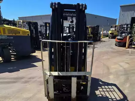 Propane Forklifts 2019  Yale GLC035VX (5)