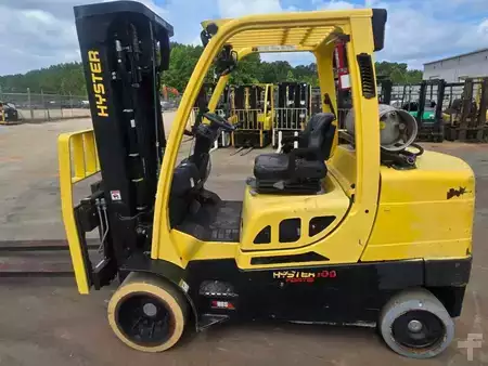 Montacargas GLP 2019  Hyster S100FT (1)