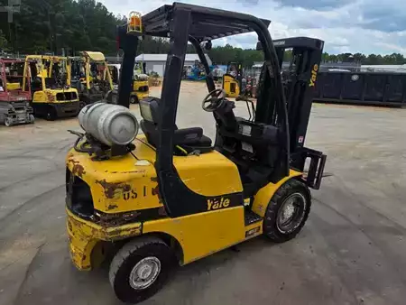 Propane Forklifts 2017  Yale GLP050VX (5)
