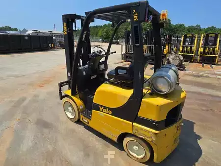 Propane Forklifts 2017  Yale GLC050LX (5)
