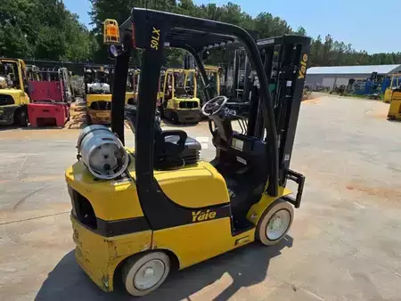 Propane Forklifts 2017  Yale GLC050LX (6)