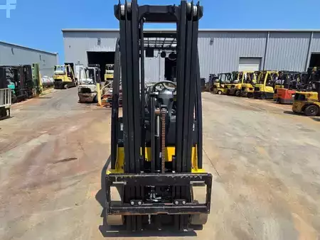 Propane Forklifts 2017  Yale GLC050LX (7)