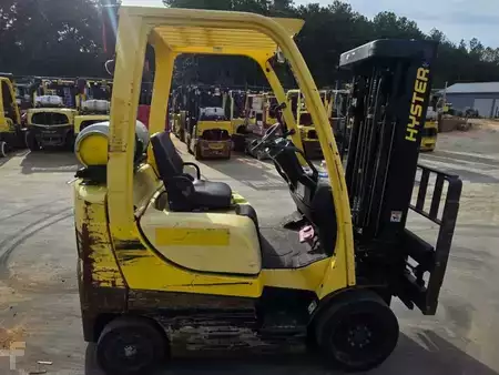 Propane Forklifts 2020  Hyster S50FT (2)