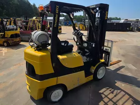 Propane Forklifts 2020  Yale GLC060VX (5)