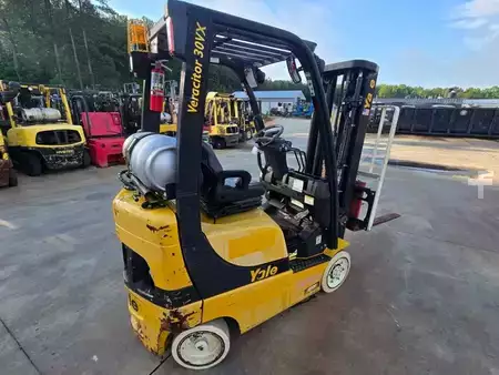 Propane Forklifts 2012  Yale GLC030VX (5)