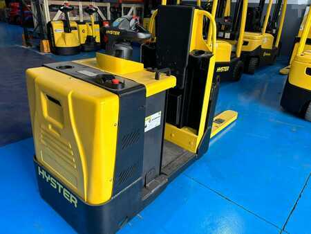 Horizontal Order Pickers 2007  Hyster LO2.0 (1)