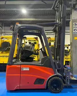 Eléctrica de 3 ruedas 2008  Linde E15 (3)