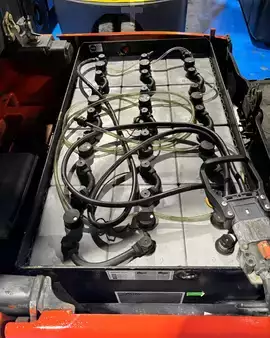 Eléctrica de 3 ruedas 2008  Linde E15 (10)