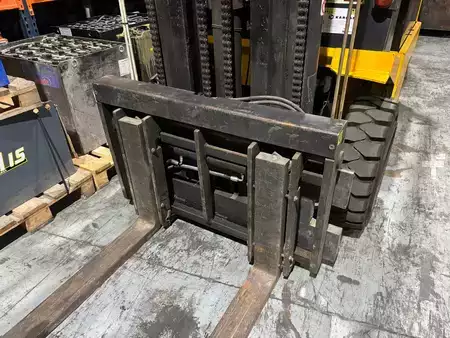 Sähkö - 4 pyör 2003  OM E40N (2)