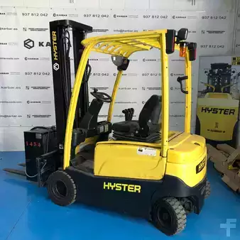 Eléctrica de 4 ruedas 2011  Hyster J1.8XN MWB (2)