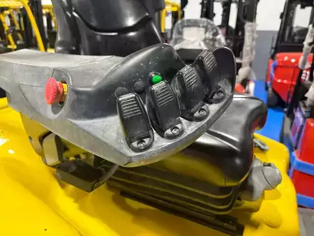 Eléctrica de 4 ruedas 2019  Hyster J3.0XN (12)