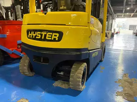 Eléctrica de 4 ruedas 2019  Hyster J3.0XN (5)