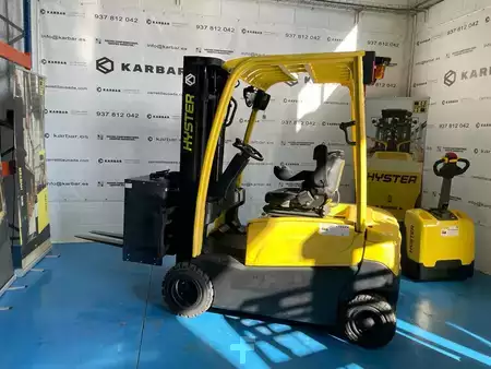 Sähkö - 4 pyör 2010  Hyster J1.8XN MWB (1)