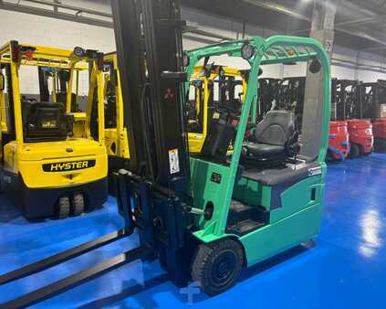 El truck - 3 hjulet 2005  Mitsubishi FB16 NT (1)