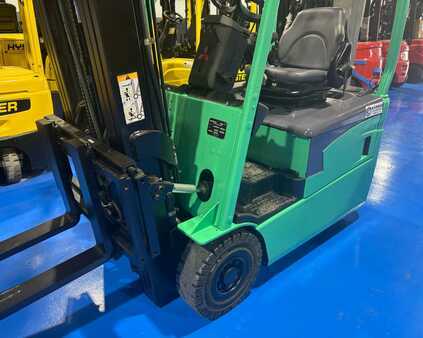 El truck - 3 hjulet 2005  Mitsubishi FB16 NT (3)