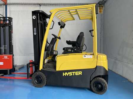 4-wiel elektrische heftrucks 2011  Hyster J1.6XN LWB (1) 