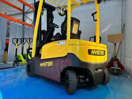 Elektromos 4 kerekű 2013  Hyster J1.8XN MWB (4)