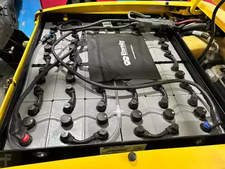 Eléctrica de 3 ruedas 2011  Hyster J2.0XNT LWB (8)