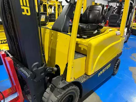 Sähkö - 4 pyör 2018  Hyster J3.0XN (5)