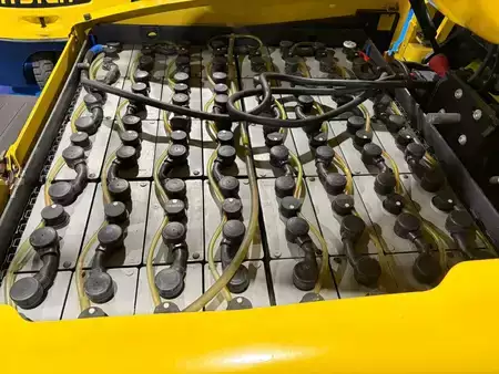 Sähkö - 4 pyör 2018  Hyster J3.0XN (7)